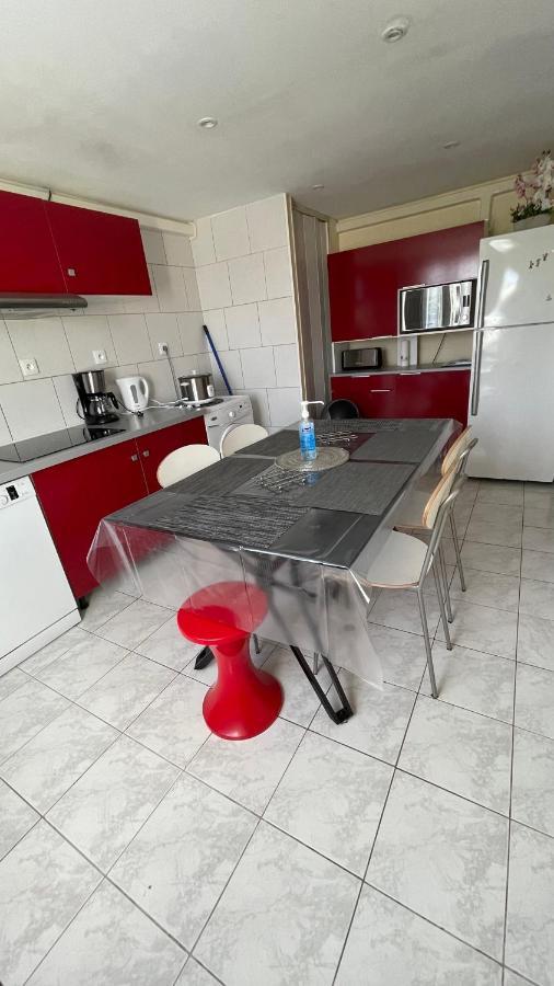 Belle Maison Avec Jardin Rdc T3 De 70M2 Vacances Ou Cure Thermale Rochefort エクステリア 写真