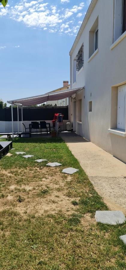 Belle Maison Avec Jardin Rdc T3 De 70M2 Vacances Ou Cure Thermale Rochefort エクステリア 写真