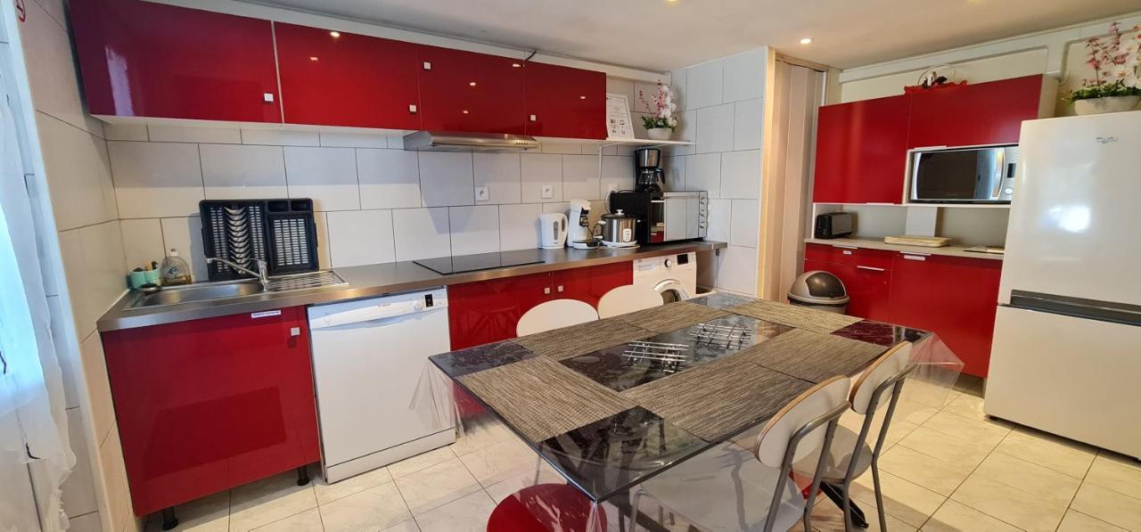 Belle Maison Avec Jardin Rdc T3 De 70M2 Vacances Ou Cure Thermale Rochefort エクステリア 写真